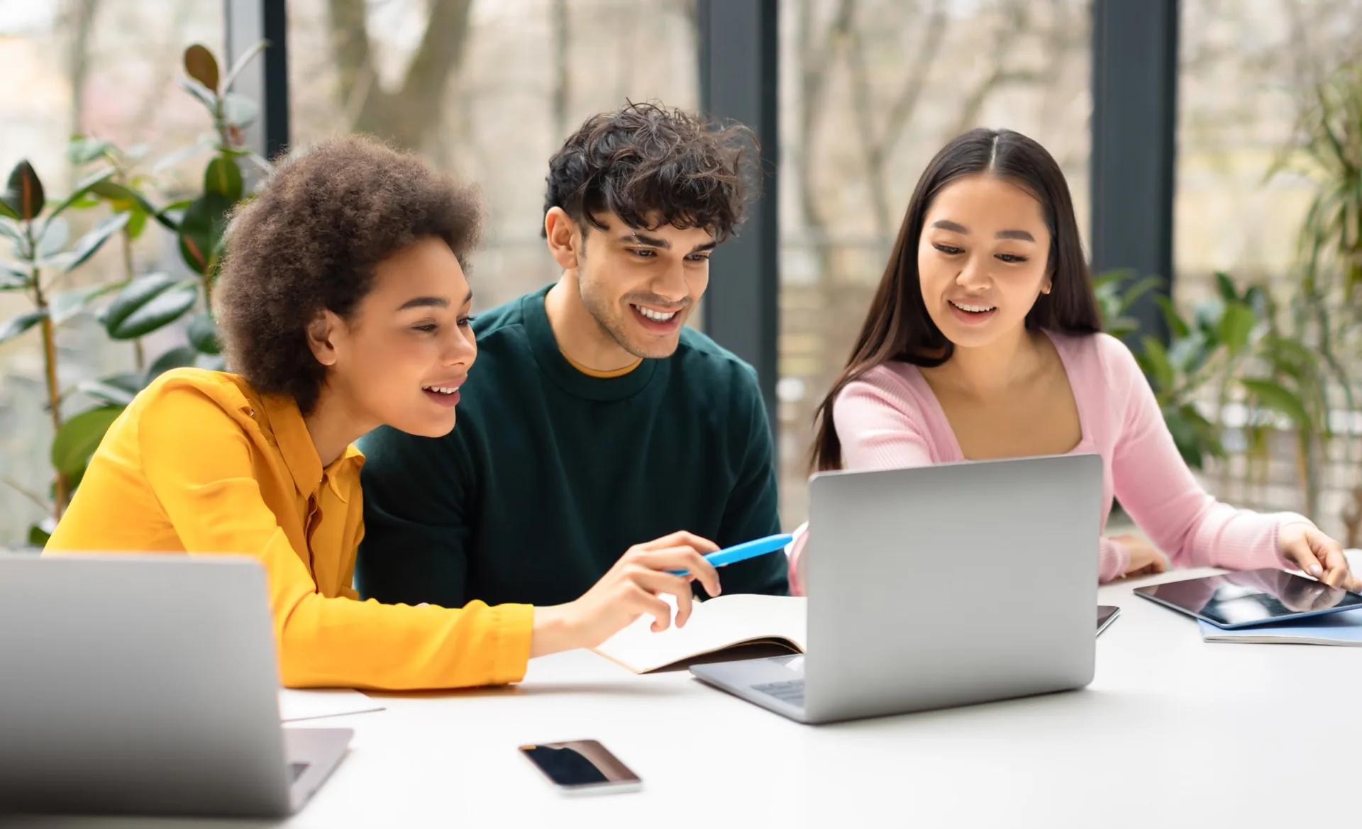 Students learning together